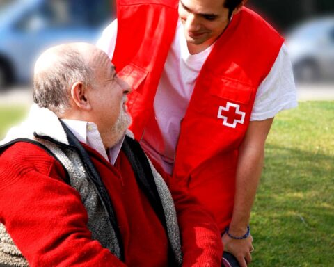 Cruz Roja, galicia, fegaus, canal senior, envejecimiento saludable, personas mayores
