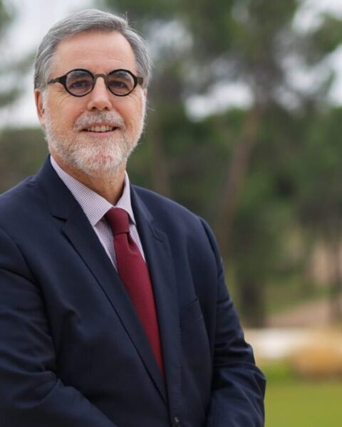 La Asociación de Directivos de Comunicación, Dircom, busca un nuevo director general tras la salida de José Fernández-Álava