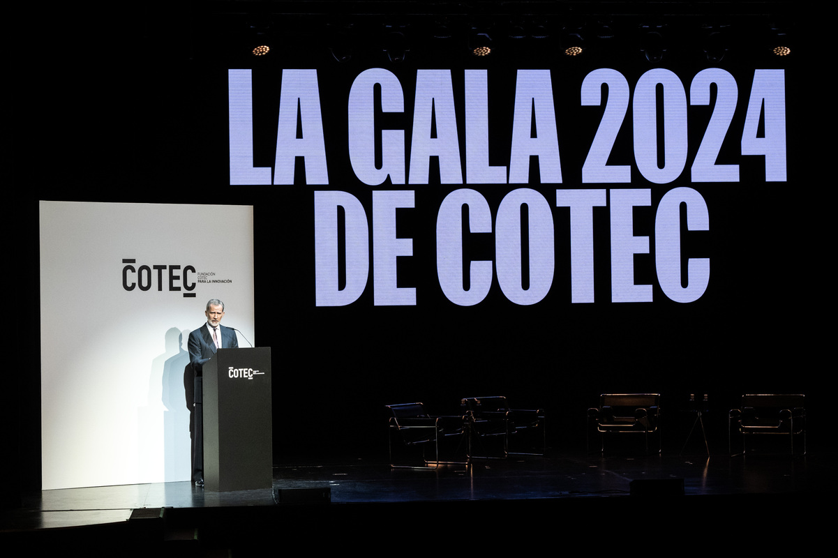 Gala anual de Cotec, Gala 2024 de Cotec, Cotec, Fundación Cotec, innovación, democracia, amenazas a la democracia, cristina garmendia, álvarez-pallete, felipe VI, Madrid, anuario cotec, ayuntamiento de barcelona, netflix, mahou, san miguel