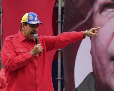 Nicolás Maduro, fape, ataques, agresiones verbales, agencias internacionales de noticias, efe, reuters, associated press, campaña electoral, venezuela