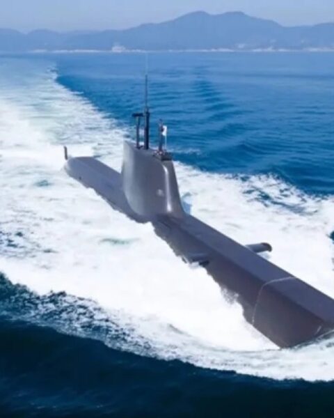 Scholz y Thyssen ganan a Navantia en el contrato millonario de submarinos para India