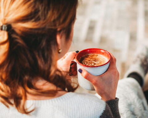 Un estudio indagó en los efectos de la cafeína sobre el organismo. Foto: Pexels.