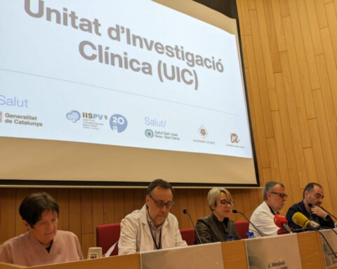 El anuncio de la nueva unidad de ensayos clínicos para Tarragona. /Foto: UNV.