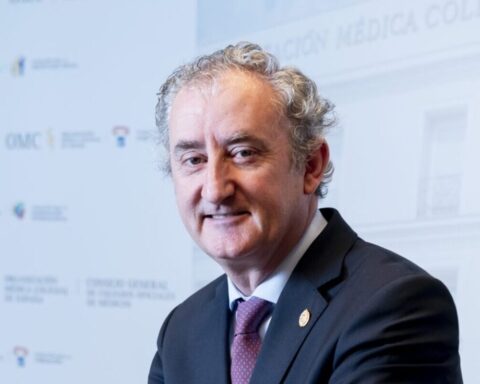 El Dr. Tomás Cobo vicepresidente primero del Consejo Europeo de Profesiones Liberales