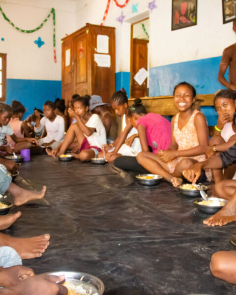 La Fundación Agua de Coco trabaja contra la desnutrición en Madagascar. Foto: prensa.