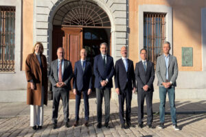 Las autoridades de Bayer y de la Universidad de Castilla La Mancha participaron del lanzamiento de la Cátedra de Inteligencia Artificial aplicada a la salud. Foto: UCLM.