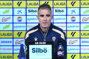 Gaizka Garitano, el entrenador del Cádiz CF, que ha recibido el Sello de Comunicación Responsable. Foto: prensa Cadizcf.