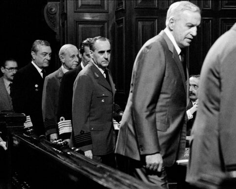 Juicio a las Juntas. 1985