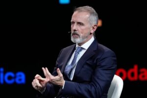 Telefónica se reestructura con la llegada de Emilio Gayo