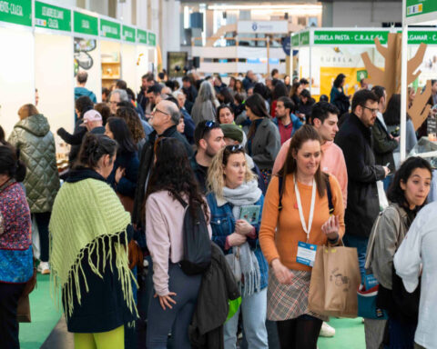 La Feria BioCultura A Coruña 2025 espera unos 13 mil visitantes.