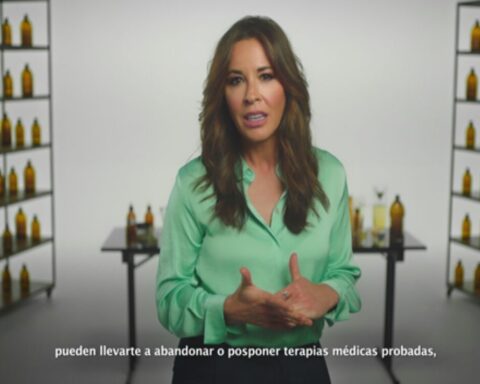 Mamen Mendizábal protagoniza a campana de Constantes y Vitales para alertar sobre las pseudoterapias. Foto: prensa Constantes y Vitales.