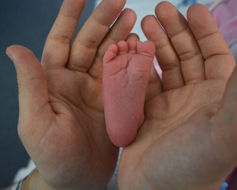 FEDER denuncia un acceso desigual al cribado neonatal en las distintas comunidades autónomas de España. Foto: Pixabay.