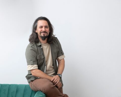 Antón Veiga es el nuevo director creativo de la agencia Torres y Carrera. Foto: prensa.