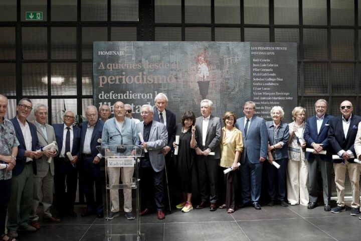 Periodistas que defendieron la democracia