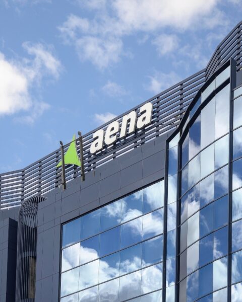 El Grupo Aena tiene aeropuertos en España, Brasil y Londres. Foto: prensa.