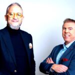 Alejandro Romero, CEO Global de LLYC y Jeff Lambert
