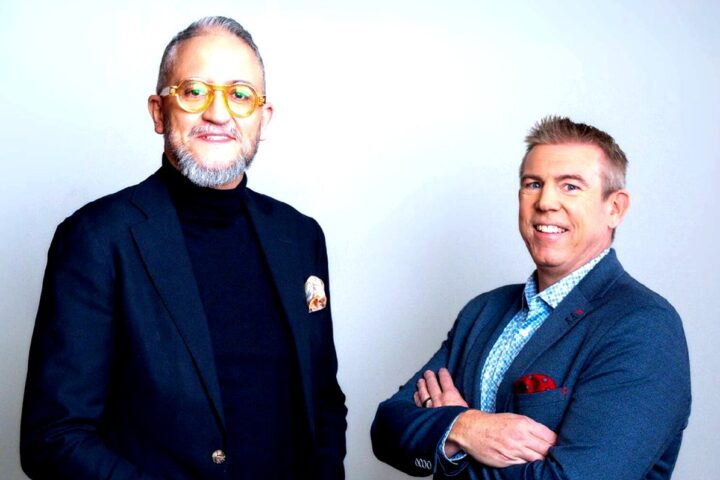Alejandro Romero, CEO Global de LLYC y Jeff Lambert