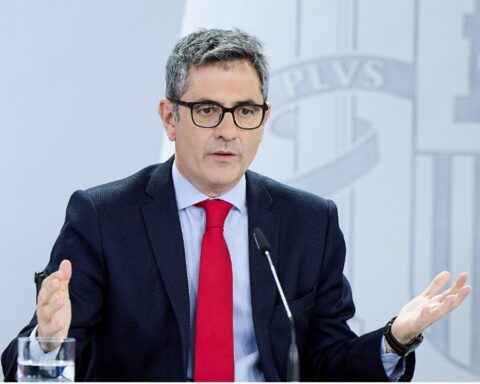 Ministro Felix Bolaños. Regulación del secreto profesional en el periodismo