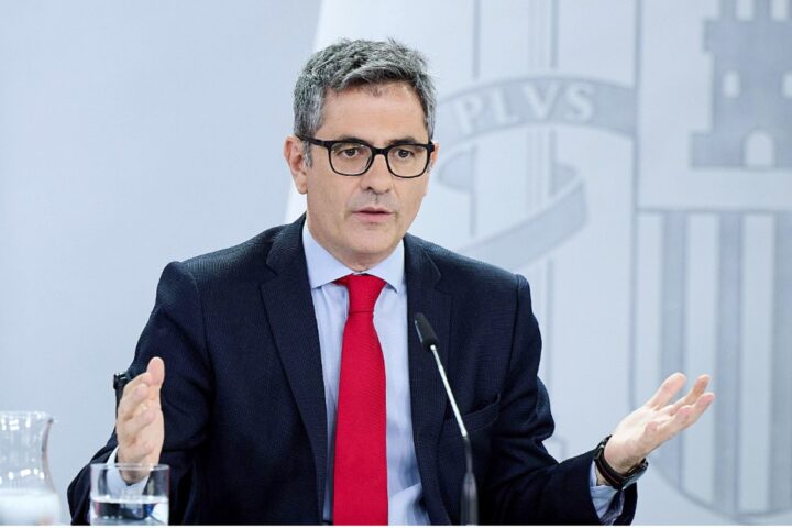 Ministro Felix Bolaños. Regulación del secreto profesional en el periodismo