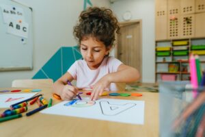 Aldeas Infantiles SOS atiende a 4.284 niños y adolescentes y a 1.438 familias en 32 Centros de Día. Foto; prensa.