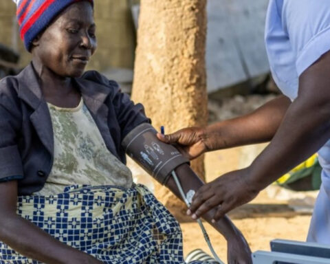 Según el informe, en 2024 había 1400 millones de personas con hipertensión arterial.