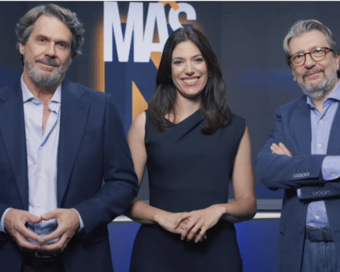 Más Noche de Análisis llega a Canal Sur