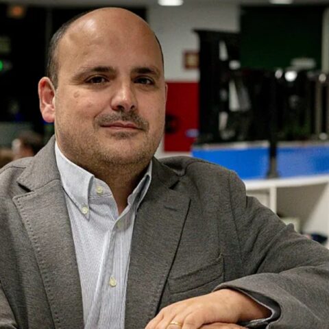 Víctor M. Osorio cuenta con una amplia experiencia periodística. Se incorporó a Expansión en 2012 y ahora es redactor jefe de la sección Empresas.