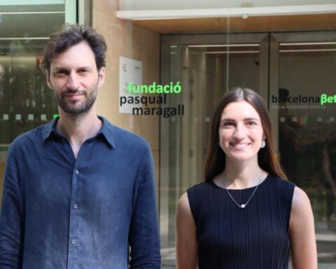 El estudio ha sido dirigido por la Dra. Laura Stankeviciute, primera autora de la investigación y el Dr. Oriol Grau, líder del Grupo de Investigación Clínica y en Factores de Riesgo por Enfermedades Neurodegenerativas del BBRC.© BBRC .