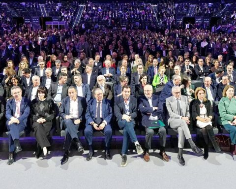 8º Acto Empresarial por el Corredor Mediterráneo en el Roig Arena