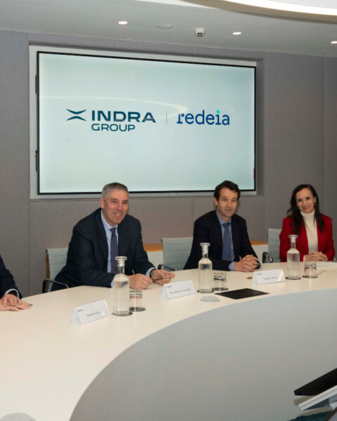 En enero Indra Group había suscrito un acuerdo con Redeia Corporación para la adquisición del 89,68% del capital social de Hispasat, Ahora busca la aprobación para concretar la operación.