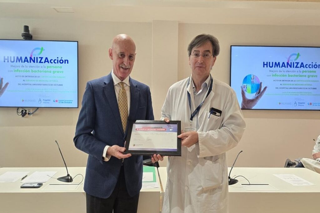 La certificación que recibió el Hospital 12 de Octubre por su proyecto para humanizar la asistencia a los pacientes.