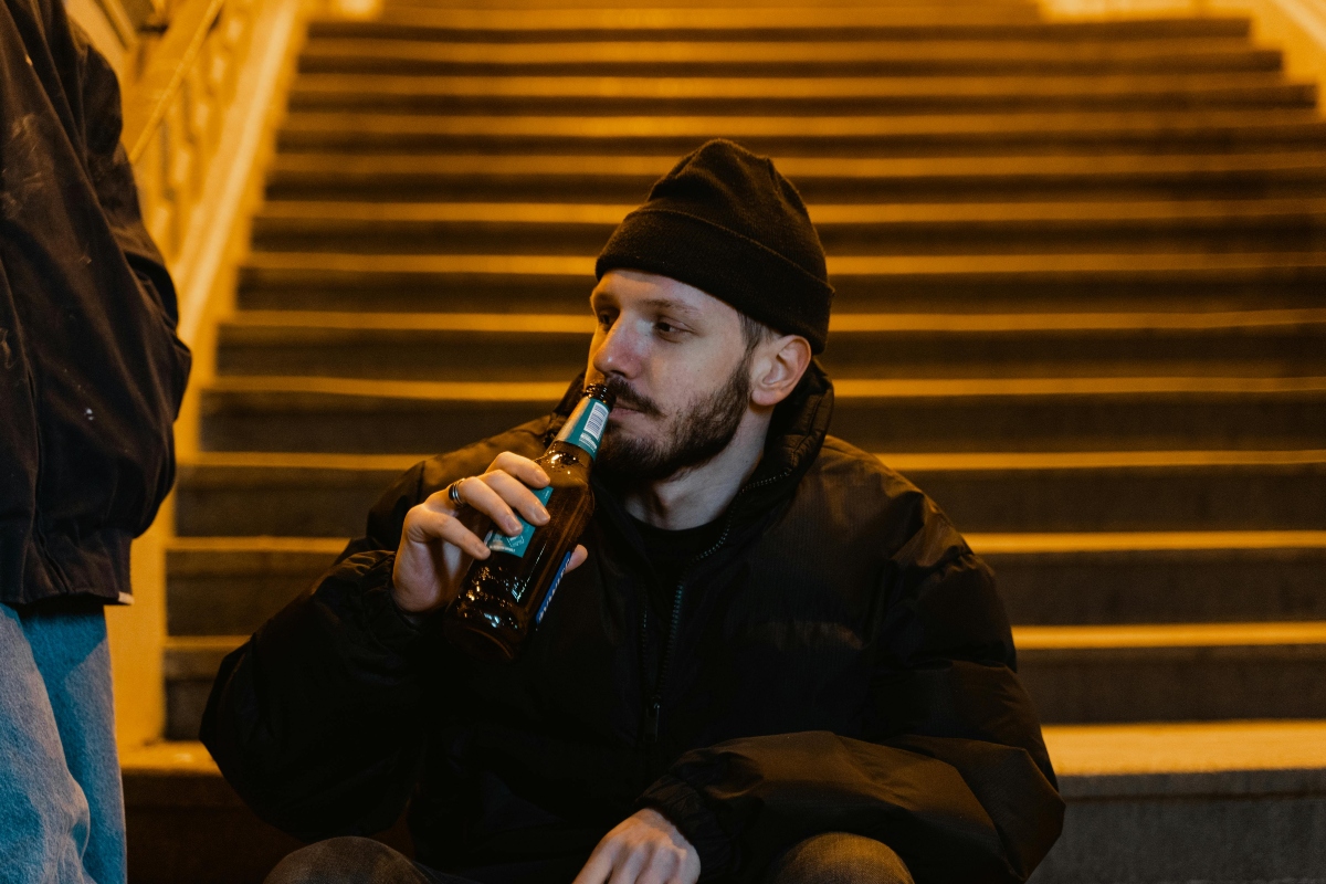 Ciertos tipos de fibra dietética no solo mejoran la salud intestinal, sino que también pueden disminuir significativamente el deseo de consumir alcohol. Pexels