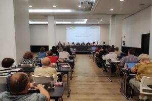 La última samblea de AEDEM que reclama que se garanticen los fondos para investigar la esclerosis multiple y apoyar a los paciente.