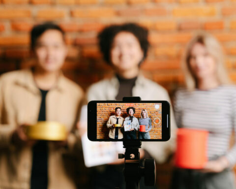 Más de 2.000 creadores ya completaron la formación y obtuvieron la certificación de normatividad de publicidad.