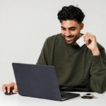 El informe de Comscore analiza el peso de marketplaces, redes sociales e inteligencia artificial.