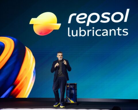 Valero Marín, director general de Cliente de Repsol, destaca el avance estratégico que representa la expansión de la red de estaciones de servicio de diésel renovable en España y Portugal.