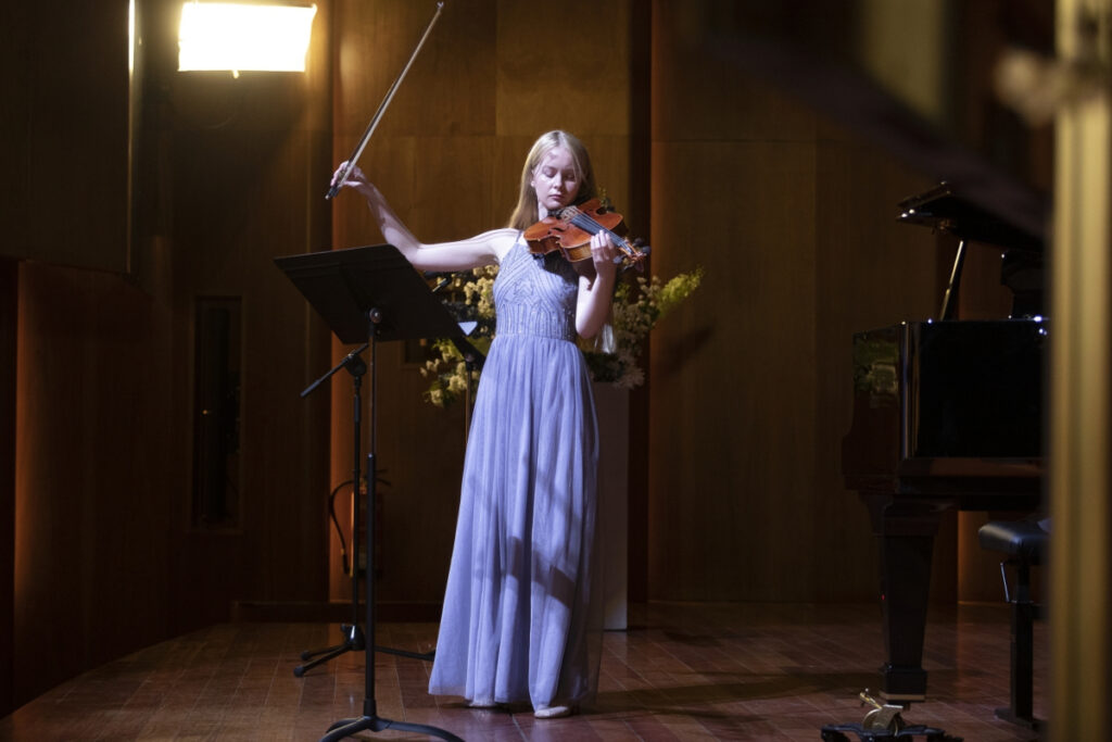 El ciclo de la Escuela Reina Sofìa cuenta con la participación de Participan jóvenes intérpretes del centro.