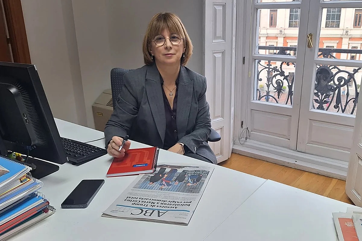 Montse Serrador participó en la puesta en marcha de la delegación de ABC en Castilla y León junto al equipo fundador.