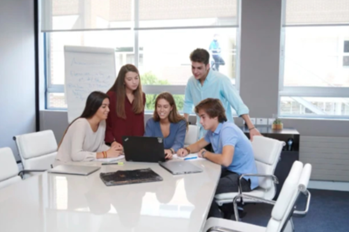 El programa de la UFV en Dirección de Empresas arranca en enero de 2026.