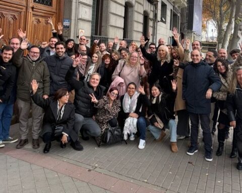 El equipo de Tactis Europe que llevará adelante la campaña de promoción del aguacate y el mango españoles.