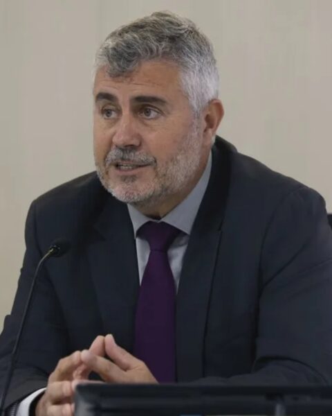 Miguel Angel Oliver es el titular de la Agencia EFE que realiza el programa junto a Fundación Unicaja.