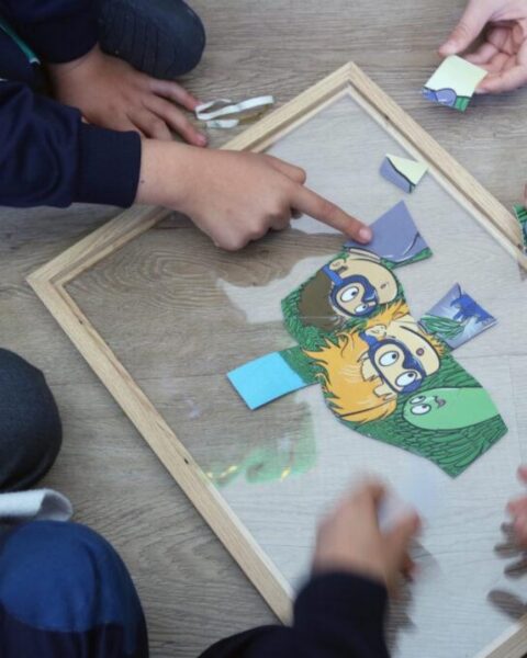 Redeia y Fundación Ecomar celebrarán 15 talleres didácticos en centros educativos de toda España durante 2026.