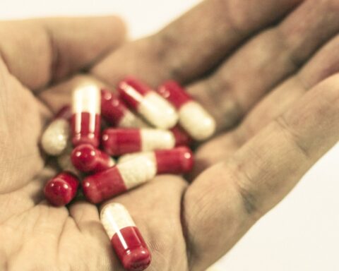 Los datos correspondientes al ejercicio 2025 muestran un total de 40.990 notificaciones de sospechas de reacciones adversas.