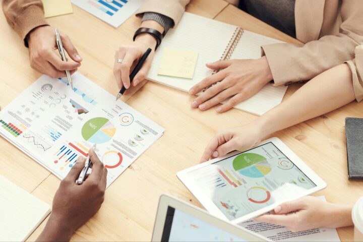 La estructura educativa se refuerza con la creación de cinco nuevas cátedras universitarias de posgrado en economía social.