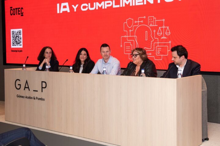 La presentación del manual de inteligencia artificial para pymes de Cotec se celebró en la sede de Gómez-Acebo & Pombo (GA_P), en Madrid.