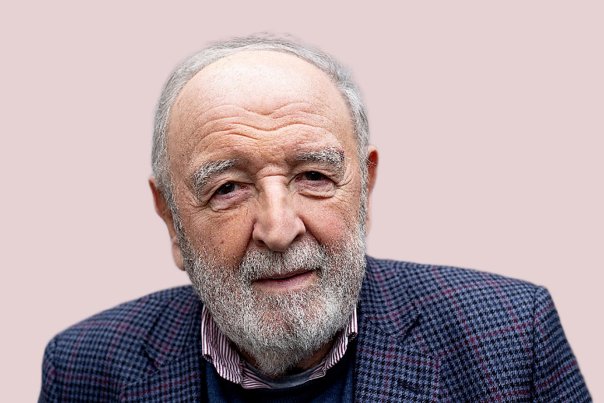 Muere el periodista Diego Carcedo