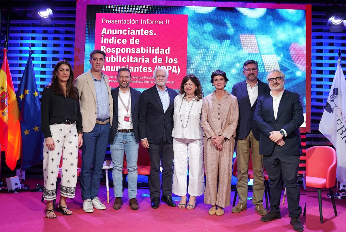 María Bergaz, Javier Coromina, César Gómez, Marta Perlado, Francisco González, Irene Lanzaco, Luis Fernando Ruiz, Manuel García