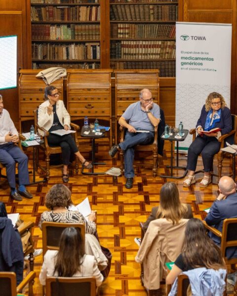 La jornada sobre genéricos, celebrada por Towa en la Biblioteca de Foment del Treball.