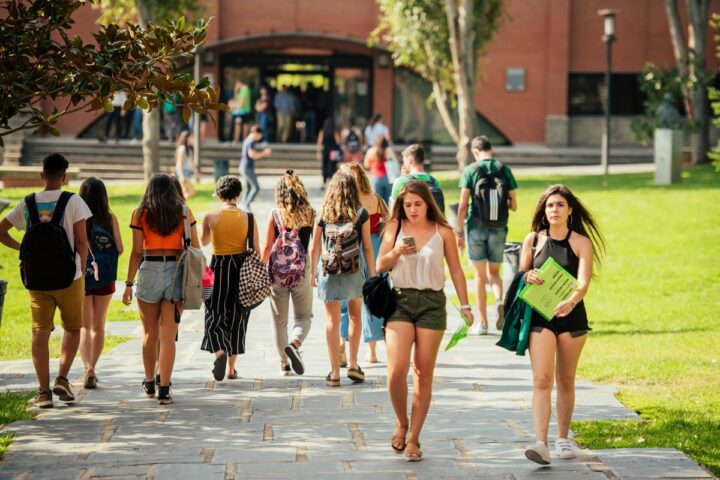 La Universidad Carlos III de Madrid encabeza el ranking de las carreras de Comunicación y Periodismo.