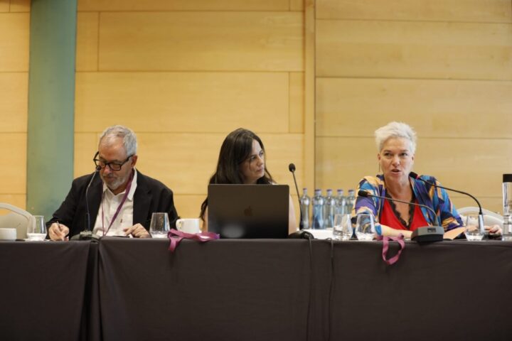 Fernando García Mongay, Delia Rodríguez e Isabel Poncela en el Encuentro de Responsables de Tecnología en los medios.